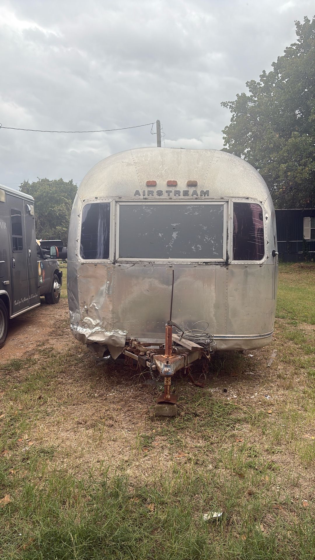 1974 Air Stream Land Yacht Sovereign