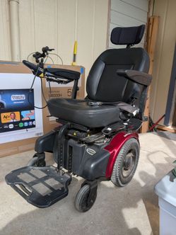 Shoprider Mobility Scooter (Like New)