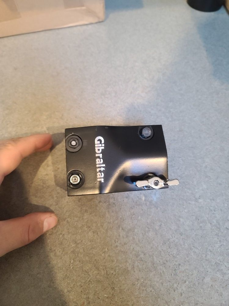 Gibraltar rack leg fastener