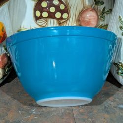 VINTAGE PYREX #401 Primary Blue 1.5 Pt Mixing Bowl | RARE Mid-Century Nesting Bowl