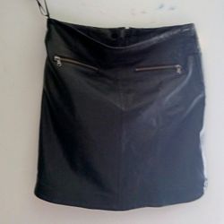 NEW- 100% LEATHER MINI SKIRT CURVED SIDES/ SLITS MEDIUM