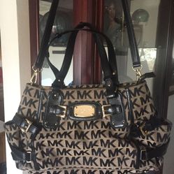 Michael Kors lg bag/purse