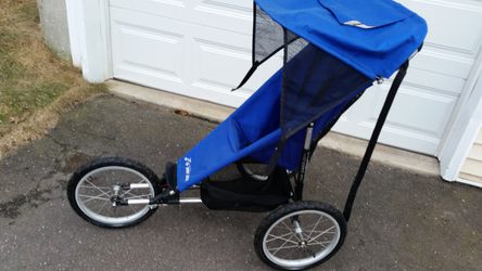 Knop tendens teori Baby Jogger 2-16 Baby Jogging Stroller for Sale in Middlebury, CT - OfferUp