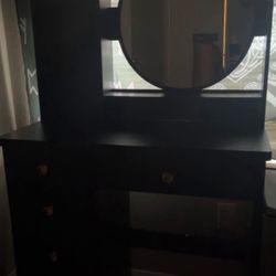 Brand New Makeup Vanity 