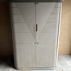 Rubbermaid Shed 