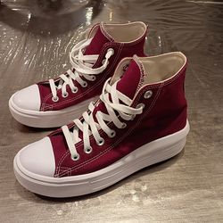 Women's 8.5 Converse
