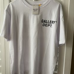 gallery dept shirt size M