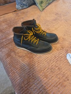 Red Wing moc toe boots black