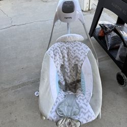 Ingenuity Simple comfort Baby Swing And Rocker