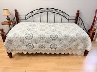 Twin bed