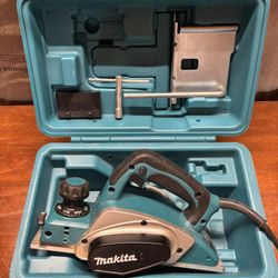 Makita 3-1/4" Power Planer - KP0800
