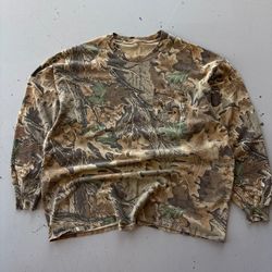 Vintage 90s Realtree camo longsleeve