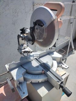 Compound Miter Saw with Blade