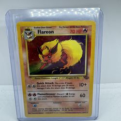 Holographic Flareon  Pokémon Card