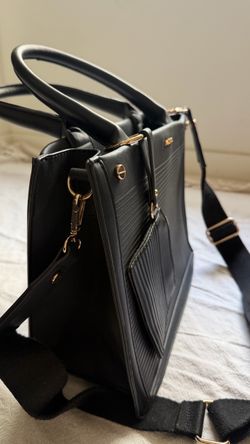 ALDO Black Satchel/ Crossbody Purse- Like New- Includes Mini Pouch