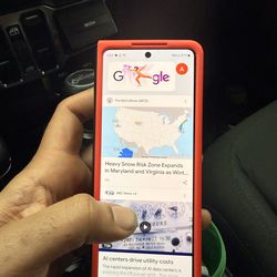 Zfold 4, 512gb UNLOCKED BRAND NEW CONDITION