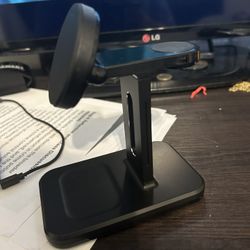 iPhone Charging Station With Iwatch And Apple Headphones 