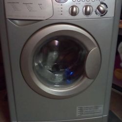 Splendid Washer/ Dryer Combo