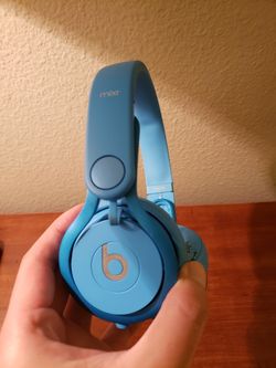 BEATS by dr dre HEADPHONES