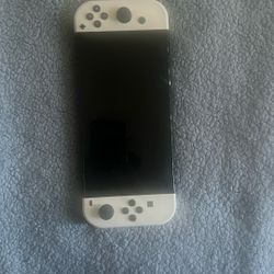 the all white Nintendo switch