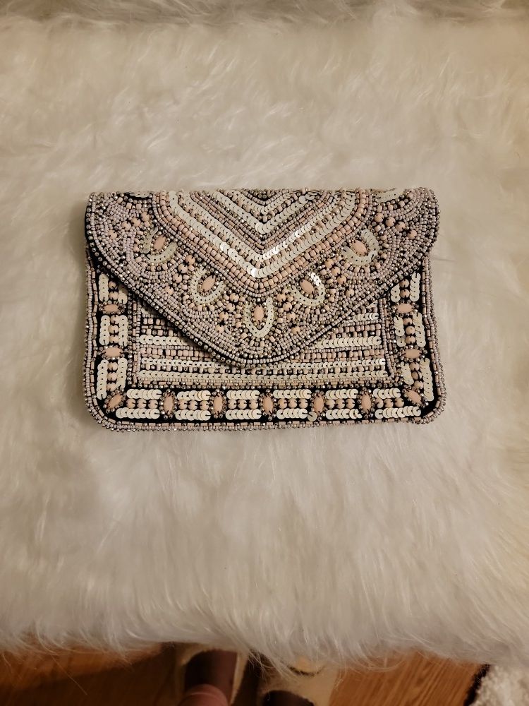 BEADED CROSSBODY HANDBAG