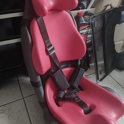 Tomato Carseat 