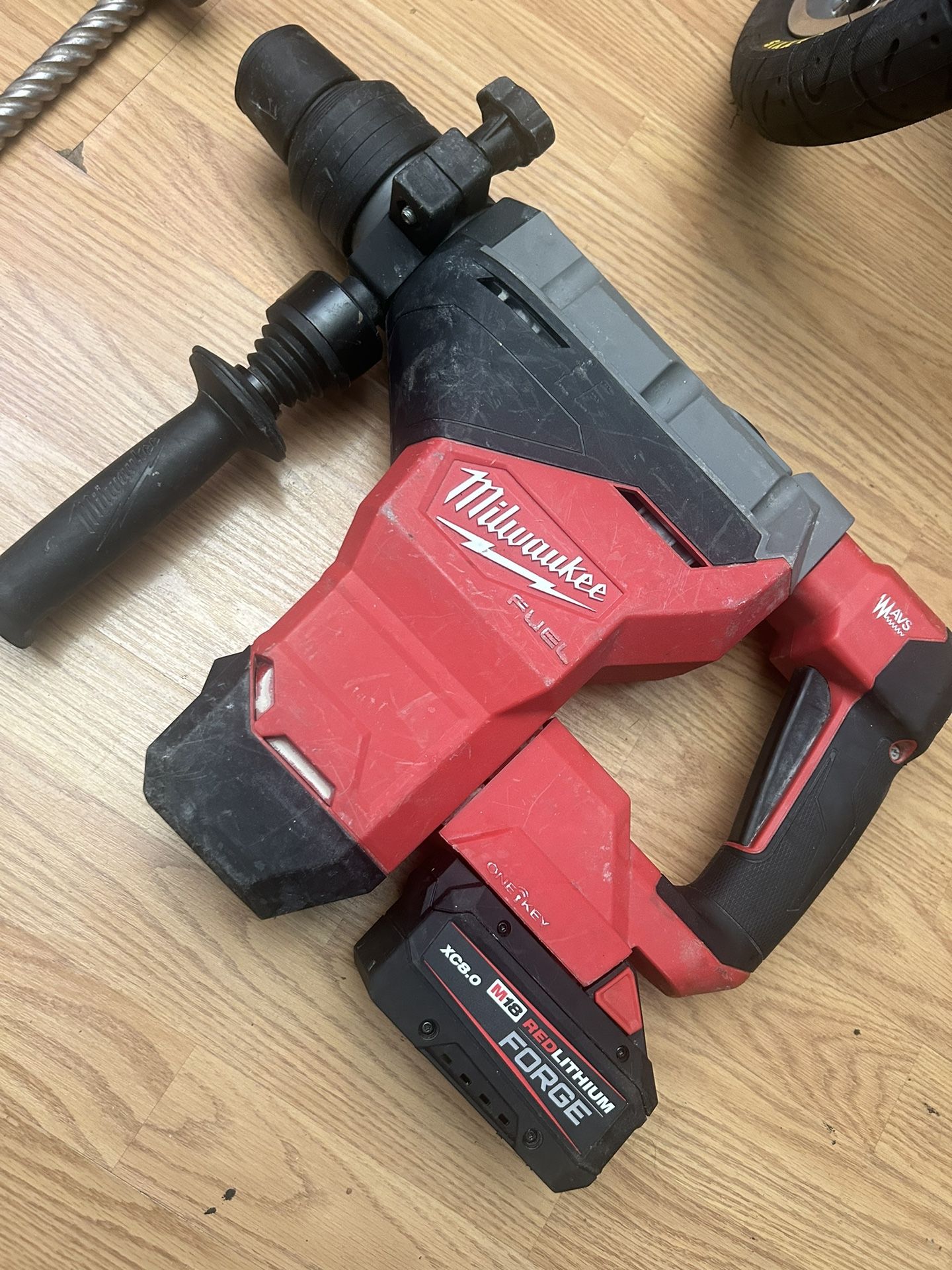 Milwaukee De 1 3/4 Con Bateria De 8.0