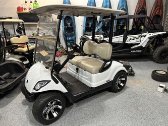 Yamaha Gas EFI Drive 20+MpH Street Legal Golf Cart