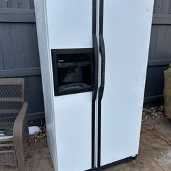 Refrigerator Kenmore