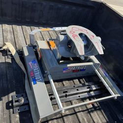 5th wheel hitch