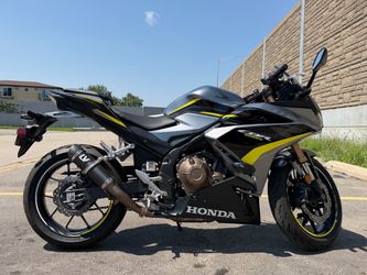 2023 CBR500R ABS