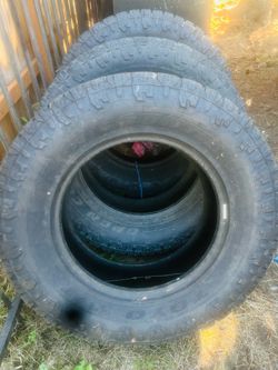 Full set of Toyo tires