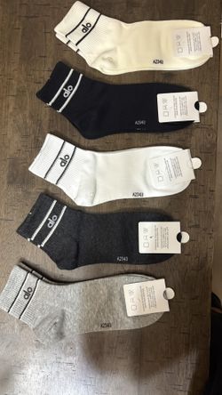 Alo Unisex Half-crew Socks