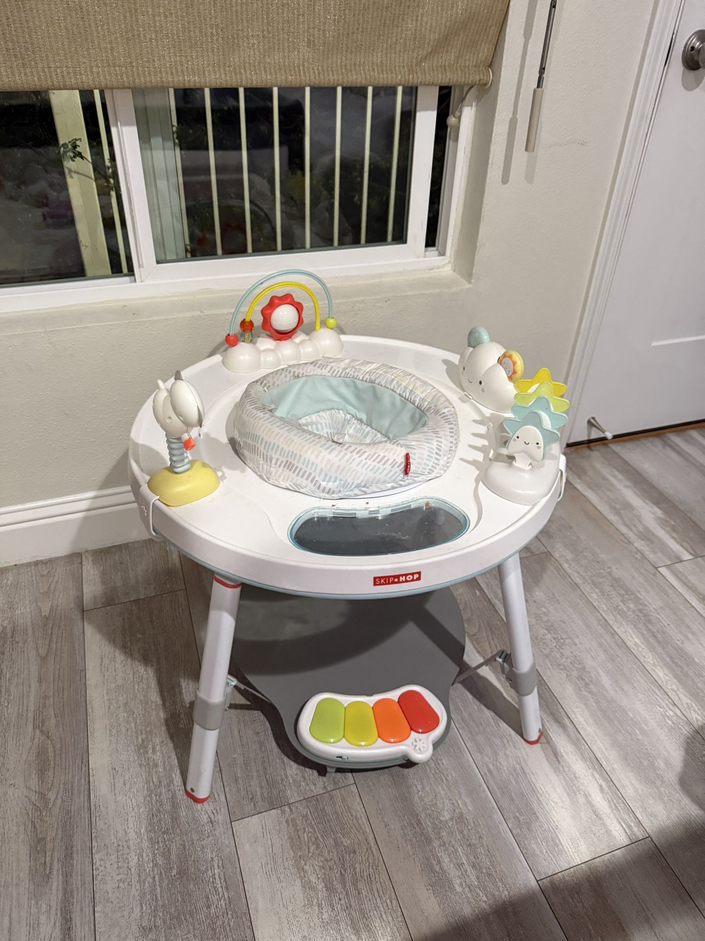 Skip Hop Activity Center