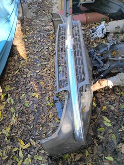 2500 HD Crew Cab Grille & Front Bumper And Doors 