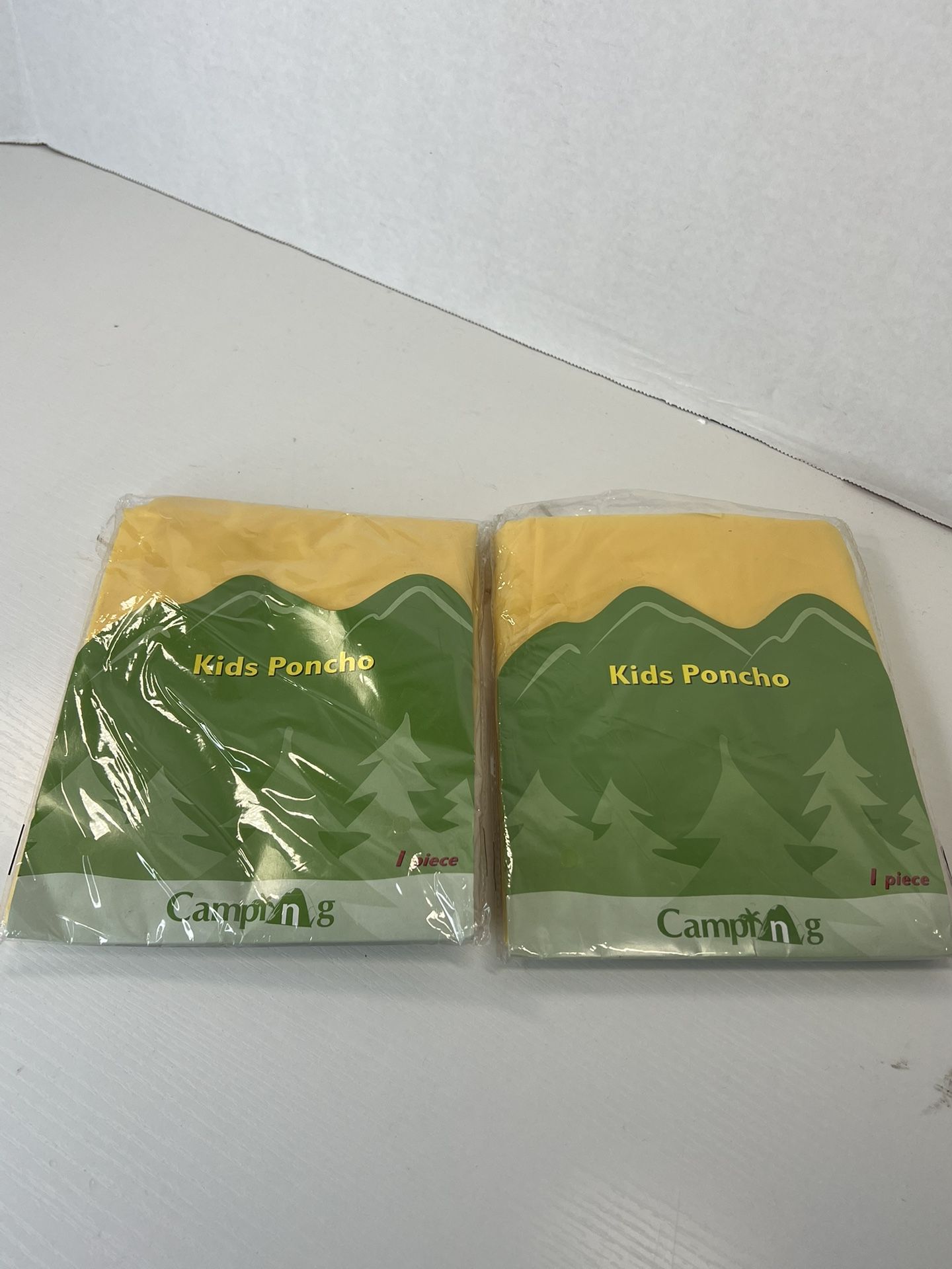 Camping Kids Unisex Poncho 2Pks New