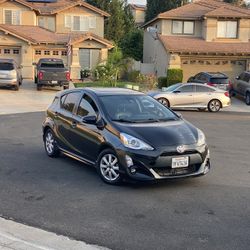 2017 Toyota Prius C