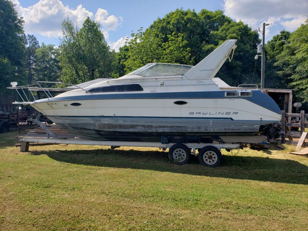 Bayliner 2755 Sunbridge