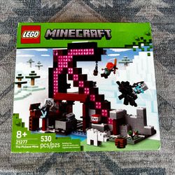 Minecraft Lego set 21277 the pickaxe mine brand new