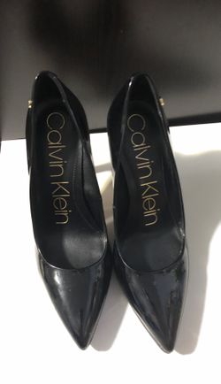 Black Heels women size 7 Calvin Klein