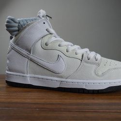 Nike Dunk SB Anti Hero Sz 11