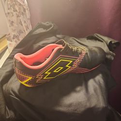 Girls Soccer Cleats 