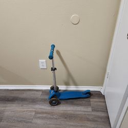 Skateboard for Kids with Lights – Good Condition