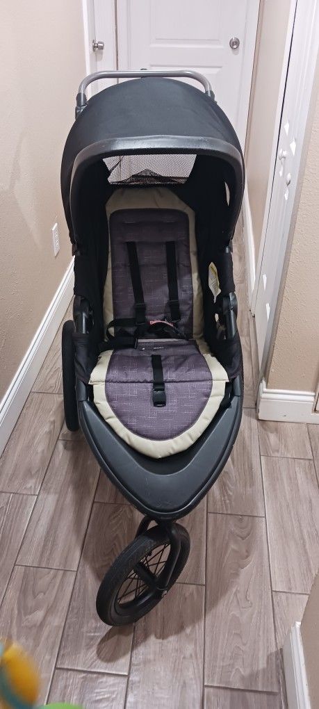 Graco FastAction Jogger LX Stroller 