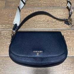 Anne Klein Black Purse With Removable Strap With Extra For Cards/Earphones