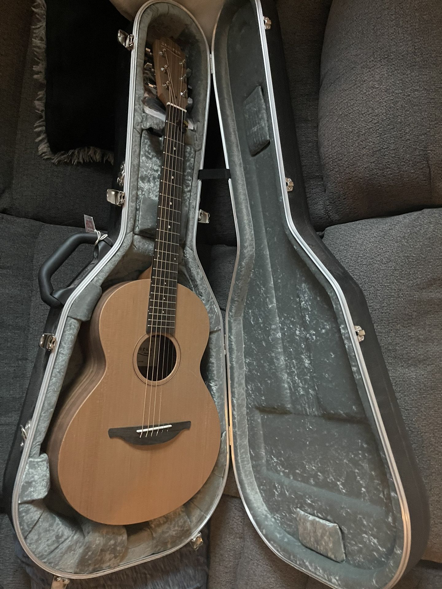 Sheeran by Lowden Model W01 Acoustic Guitar with Premium Case