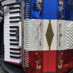 Acordeón Azul Blanco, Rojo, Seminuevos