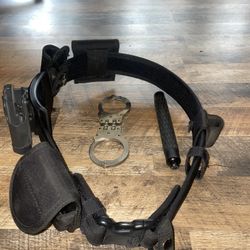 Nylon Duty Belt With Handcuffs And Baton 