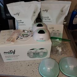 Motif Aura Glow Wareable Pumps 