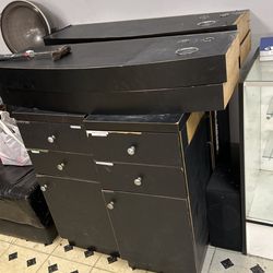 4 Barber/Salon Stations